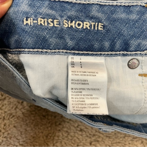 American Eagle Floral Embroidery High Rise Shortie - Picture 4 of 6